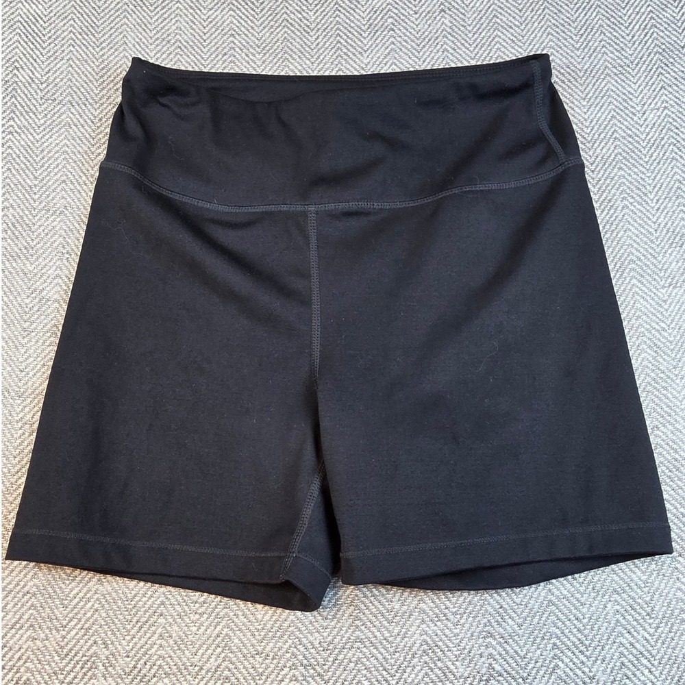 Tuff Athletics Black High Waisted Biker Shorts Womens Size L 14/16 Activewear